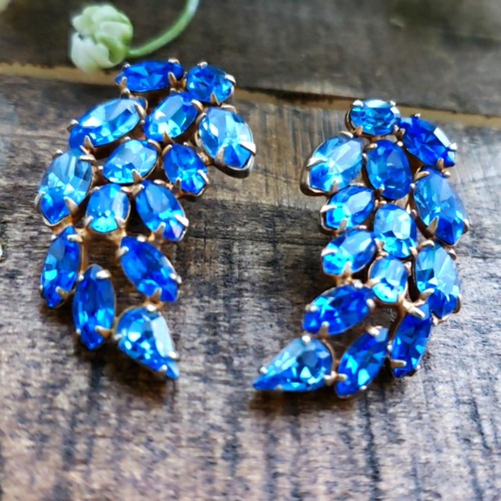 Gorgeous Vintage Authentic Unsigned Schreiner Blu… - image 7